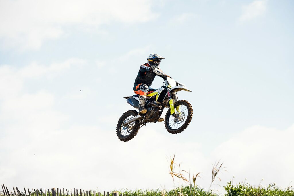 Photos moto cross Saint-Thibéry